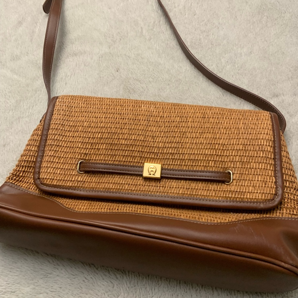 Etienne Aigner Shoulder Bag Handbag Tan Leather & Straw M 13”x8”